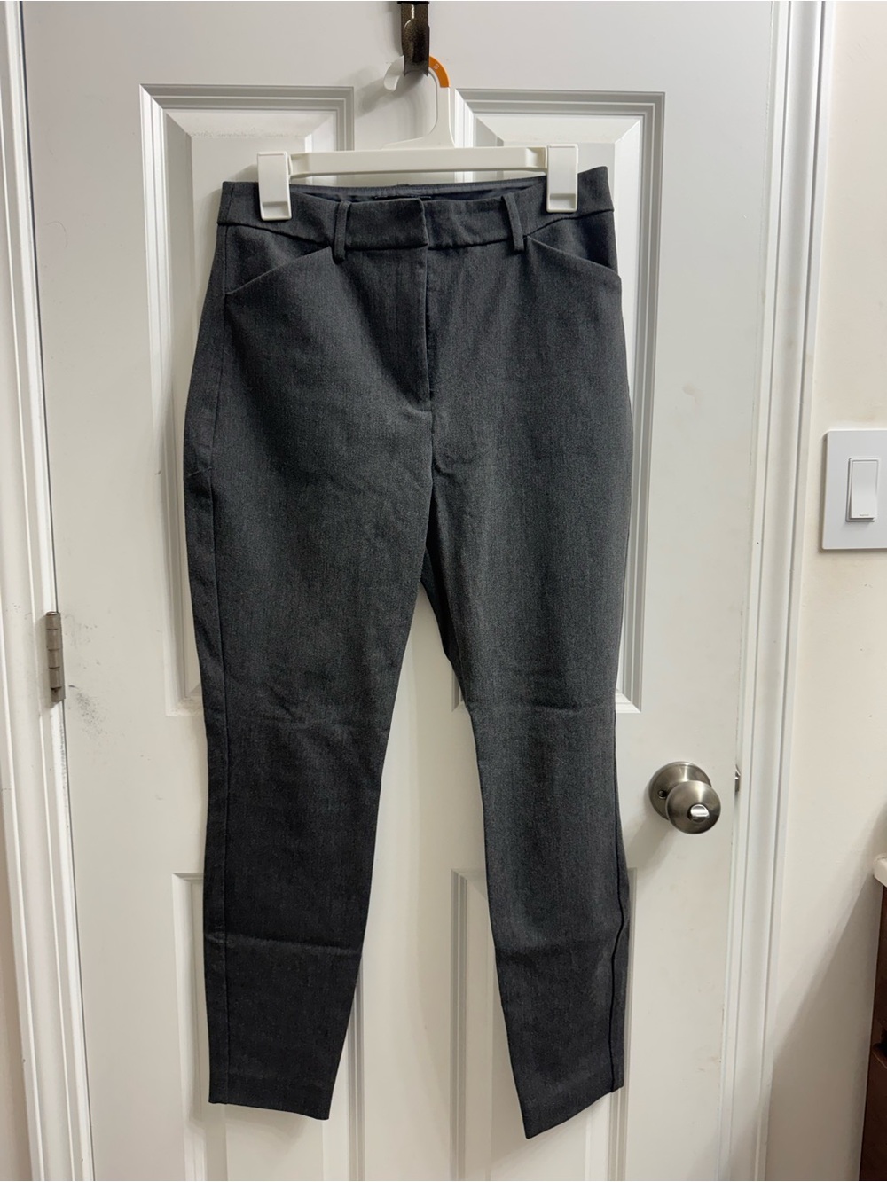 Express Editor Skinny High Rise Charcoal Gray Tailored Ankle Pants - Size 6